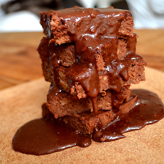 15395-Salted-Caramel-Protein-Brownies-with-Salted-Caramel-Sauce-570px.jpg